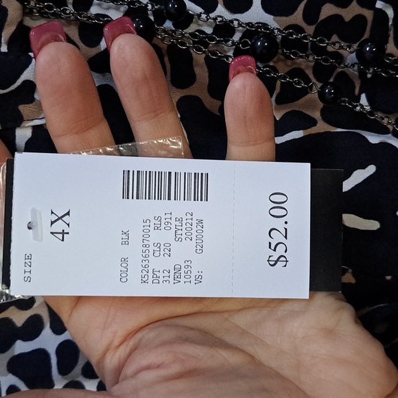 Maggie Barnes Animal Print W/Necklace-Up Blouse. Size 4X NWT - Picture 9 of 10